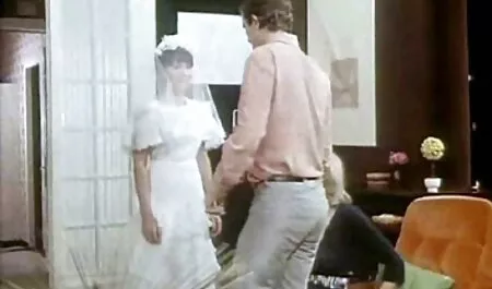 性的な気ままな冗談の準備ができて幼虫の子供たち 無料 動画 エロ 女性