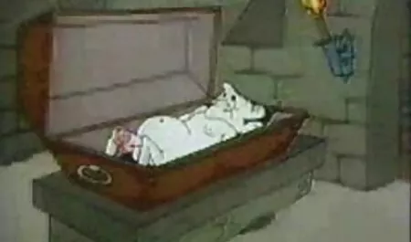 Cummed月のロールの彼の彼女 動画 女性 えろ