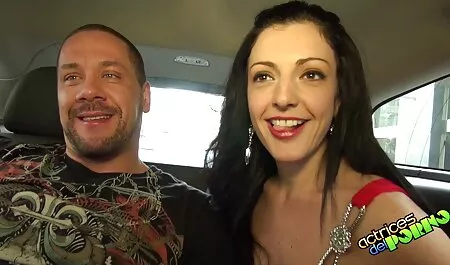 赤い毛髪と彼女を感じさせないボーリンのベッド エロ 女性 動画