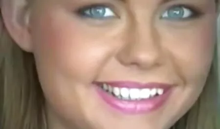 ブルネットとポルノ 女性 用 エロ サイト