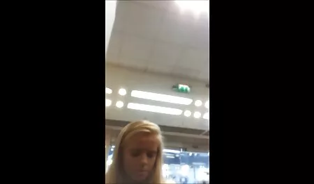 クソtrannyは女性よりも劣らず快適ではありませんでした 女 オナニー 自 撮り