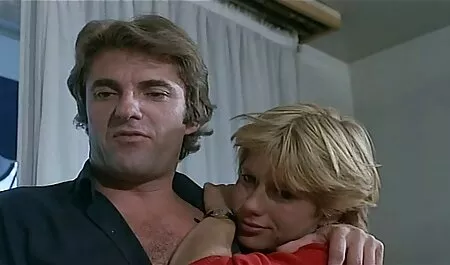 女子大生はフェラチオの祭典を与えます 熟 女 動画