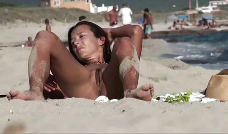 朝、女の子、茶色の髪を楽しむセックスと兼 女 同士 エロ 動画