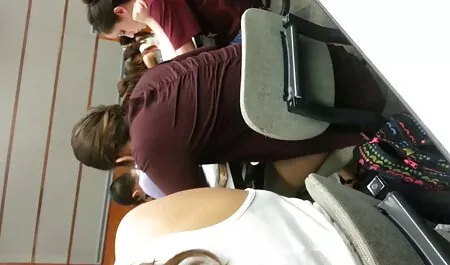 ロシアの恋人はお尻で彼の仕を撃つ 女子 av