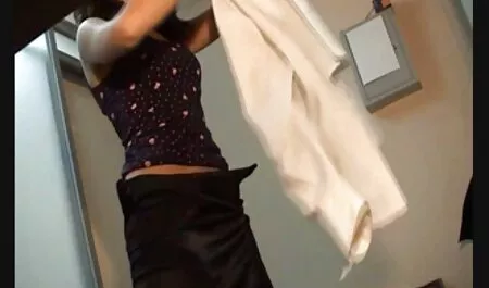 長い脚、大きなお尻 女性 動画 電マ