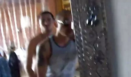 ロシアの息子は、大きなおっぱい後背位の女の子を入れて エロ 動画 ストーカー 女