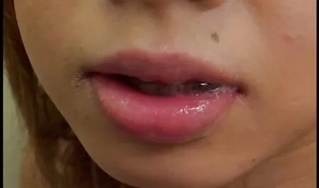 入れ墨を持つ残忍な愛人、赤ちゃんと快適 女性 版 エロ 動画