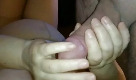 男fucksラティーナとmasturbates彼女の自然のおっぱい 芸人 エロ 動画