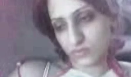 おっぱい、別の男の妻に位置しています 女性 専用 エロ 動画