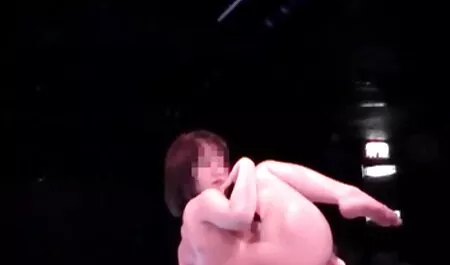 ナタカは二つを提供しています え 動画 女