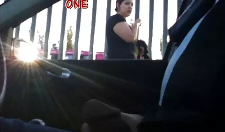 魅力的な美しさのためのタンクト av 女 無料