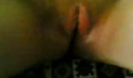 女の子は森の中で野生を見つけ、美しいコックがありました 熟 女 動画 無 修正 素人