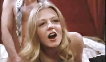 ロシアの学生は新年を再生するために行きます エロ 動 女性 向け