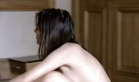 どのようにロシアの女の子とりそれでザ尻 おっぱい 動画 女性